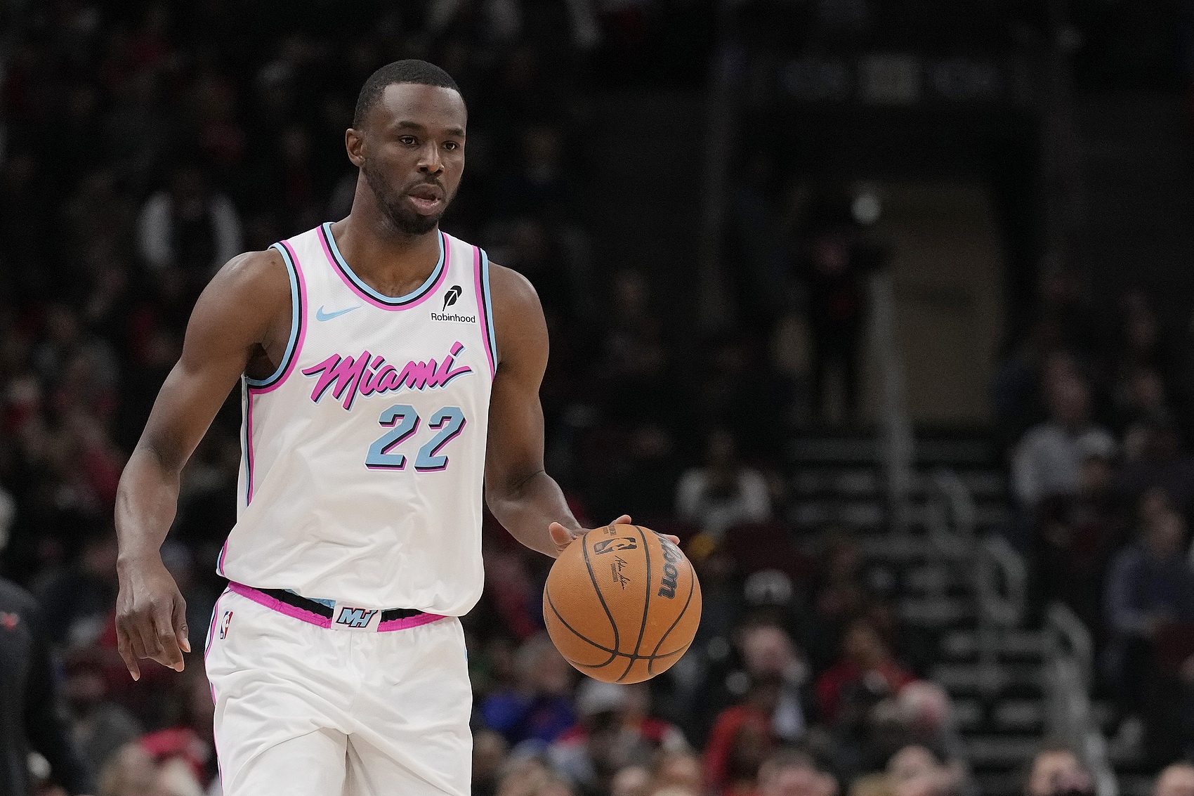 ?湖记：没交易好过烂交易 听到热火的要价就该礼貌地结束谈话